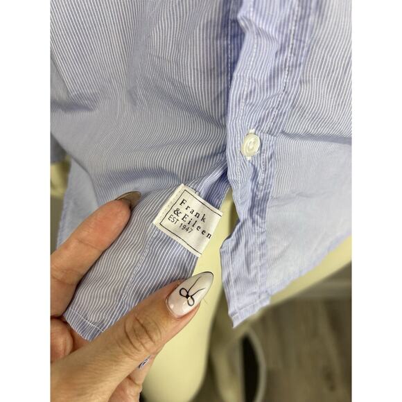 Frank & Eileen Long Sleeve Stripe Barry Shirt Size Small Blue White Button Up - Picture 12 of 13